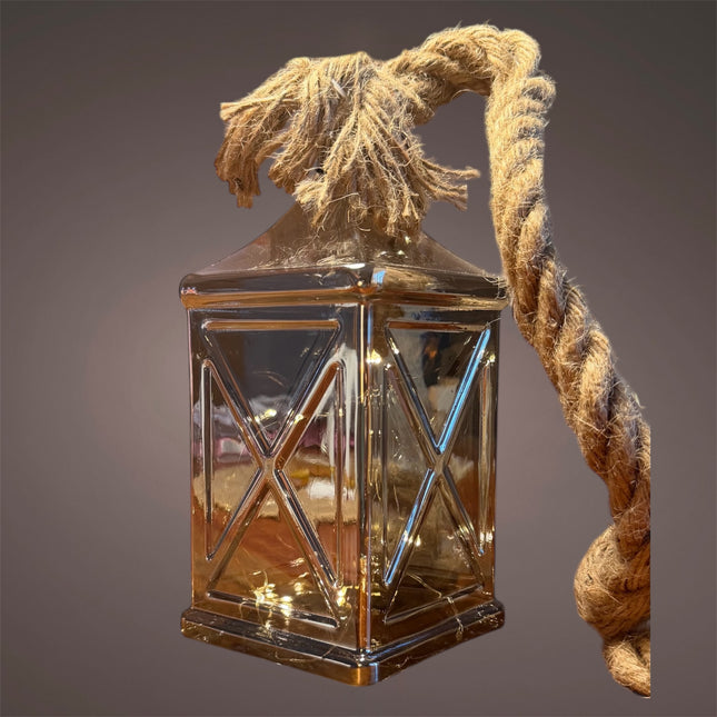 Goldbach - Großes beleuchtetes LED Haus aus Glas mit Jute-Kordel Timer & Flash-Effekt