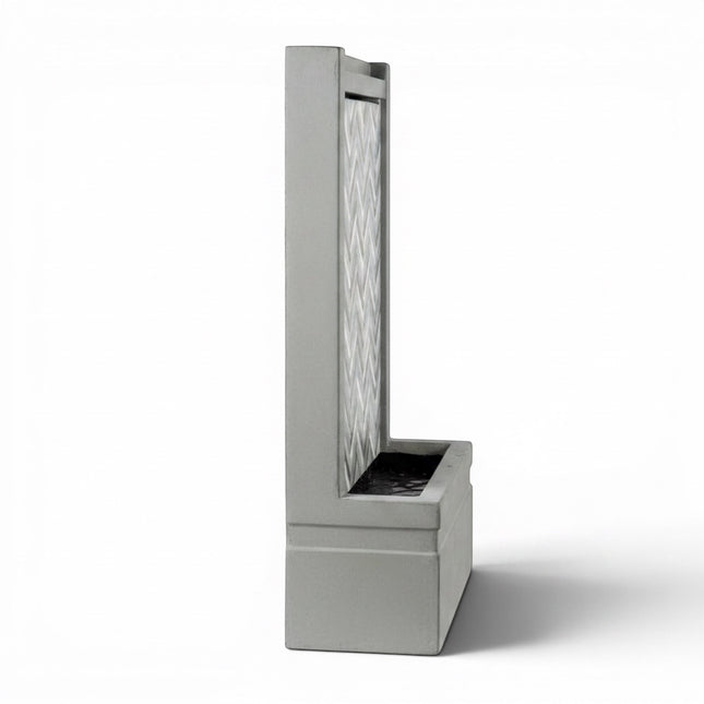 DekoSturm Lumineo Waterfall garden fountain made of grey concrete with a textured panel and water basin, 95 cm tall.